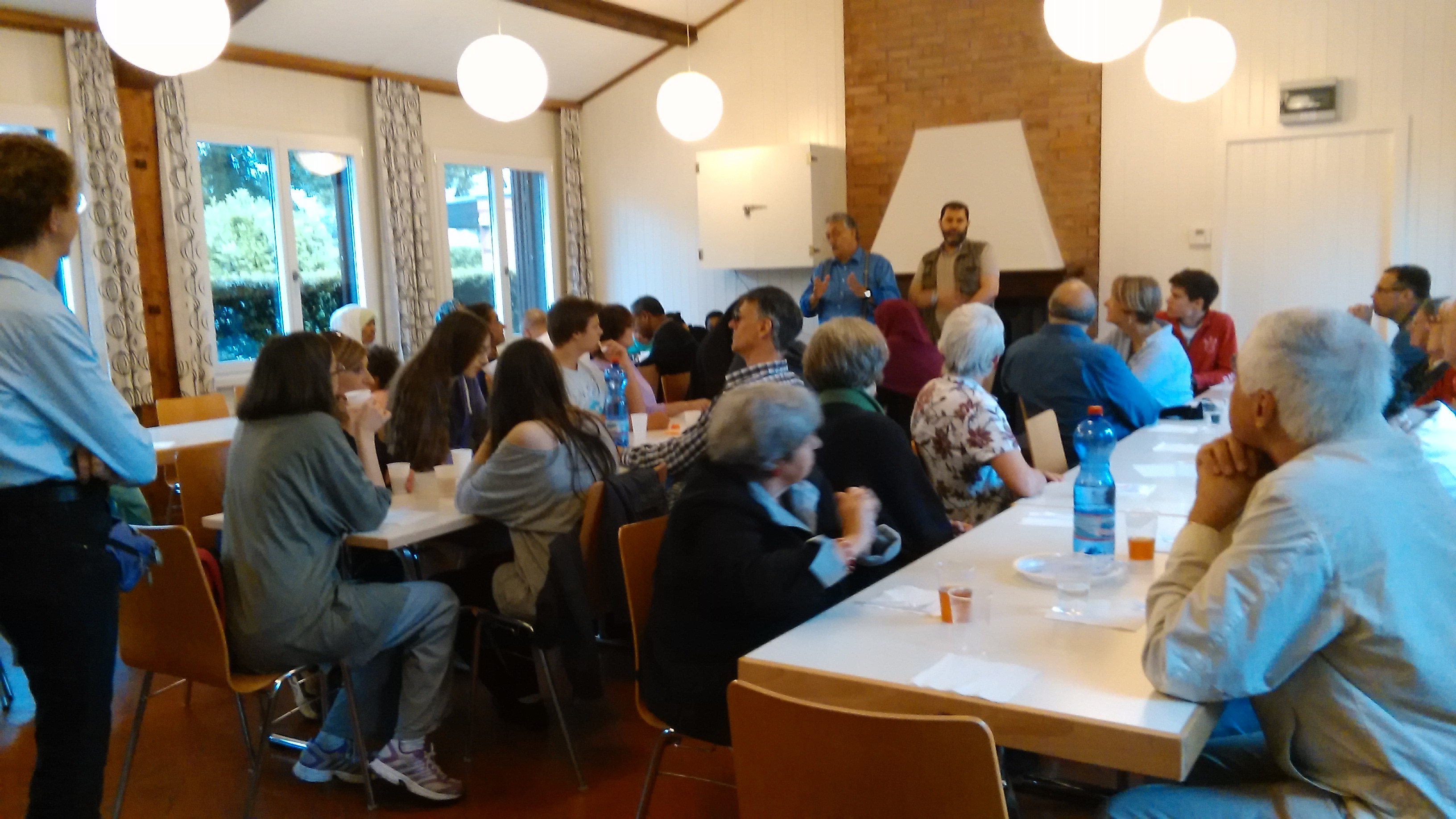 Immigrazione: arricchimento o impoverimento per la Svizzera?